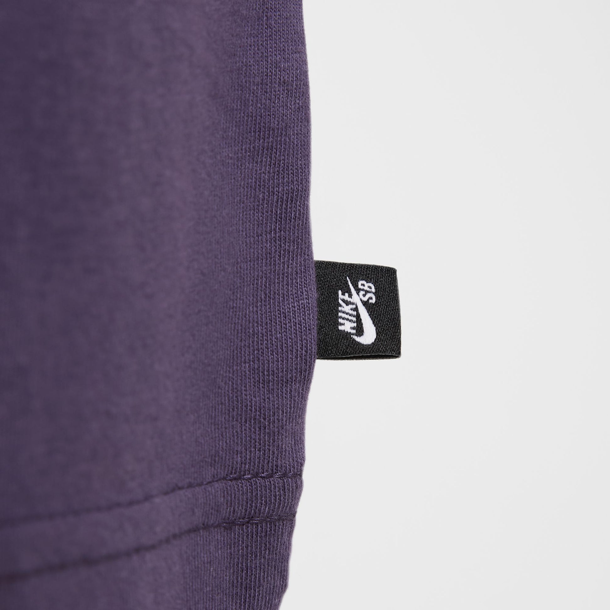 Nike SB Logo T-Shirt Dark Raisin