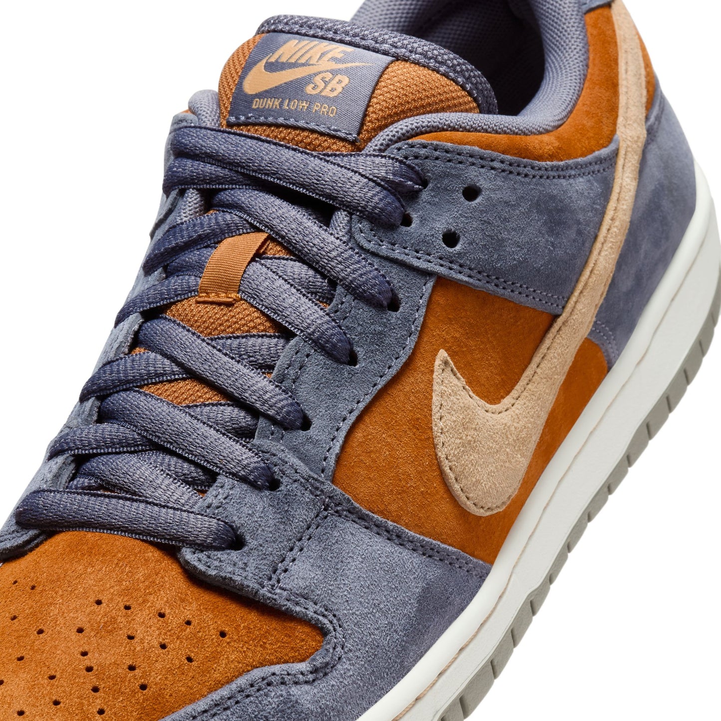 Nike SB Dunk Low Pro Light Carbon / Sesame - Monarch - Summit White HF3063-002