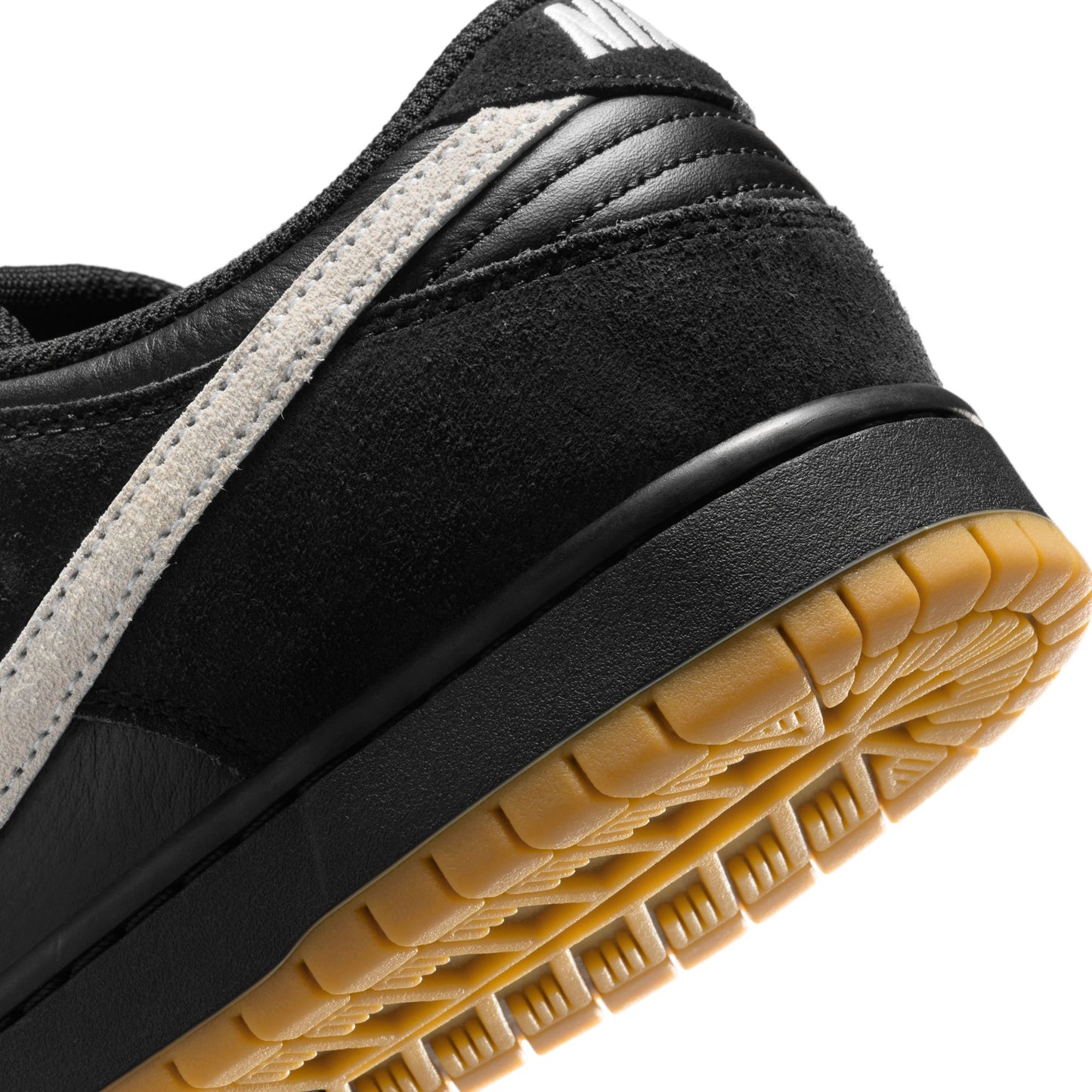 Nike SB Dunk Low Pro Black / White - Black - Gum Light Brown HF3704-003