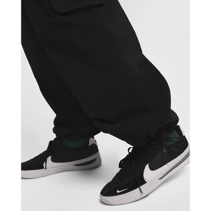 Nike SB Kearny Cargo Skate Pants Black / White